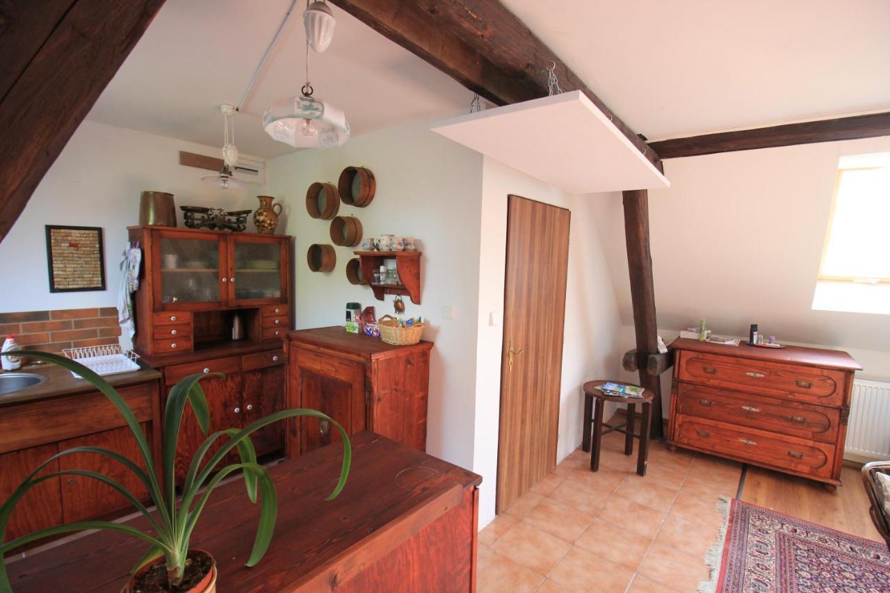U Slunce Apartment Ostredek ภายนอก รูปภาพ