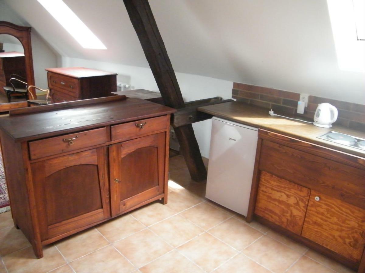 U Slunce Apartment Ostredek ภายนอก รูปภาพ